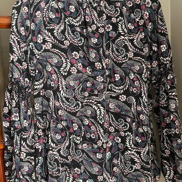 ♥️ Pretty Paisley Joe Fresh Shirt - Picture 2 of 5